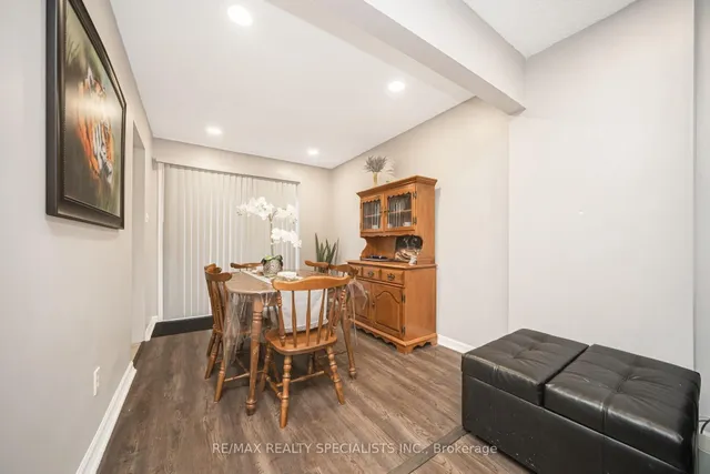 Additional image 15 of 26 Hercules Crt