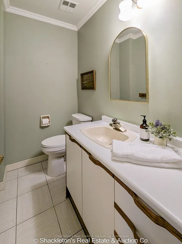 Additional image 17 of 405 Glasgow St Unit 7