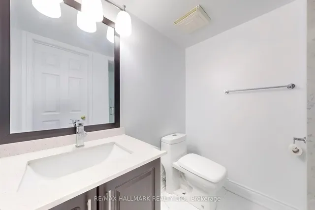 Additional image 12 of 83 Mondeo Dr Unit 307