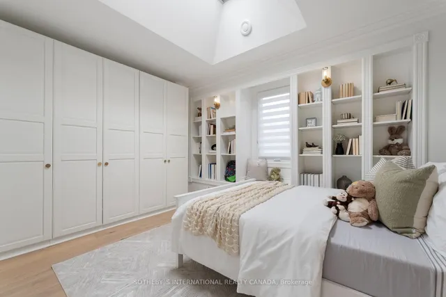 Additional image 28 of 444 Sumach St