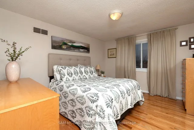 Additional image 26 of 69 Parkside Dr