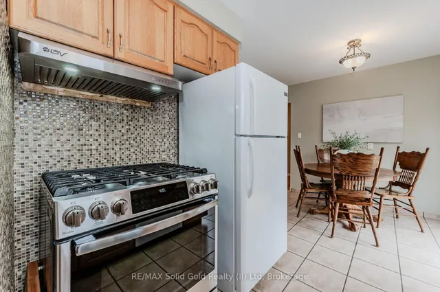 Additional image 17 of 268 Westwood Dr