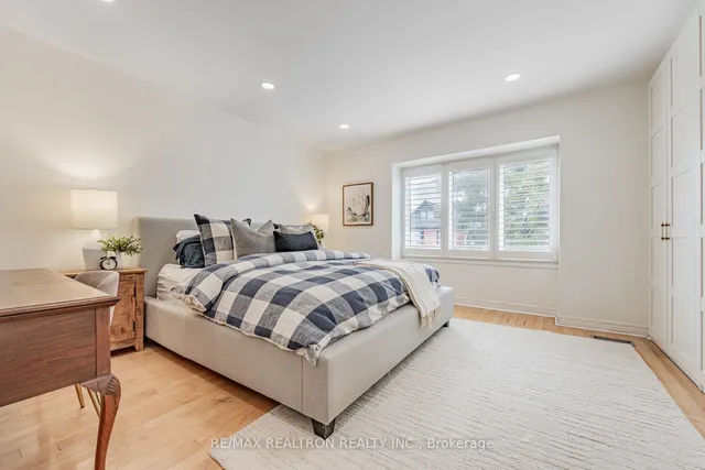 Additional image 23 of 40 Ellsworth Ave