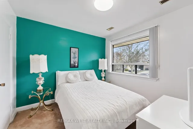 Additional image 18 of 14 Watercliffe Rd