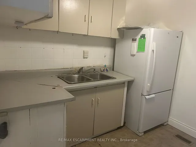 Additional image 17 of 1275 Cannon St