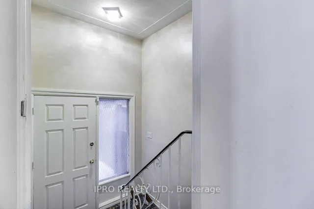 Additional image 11 of 219 Wentworth St