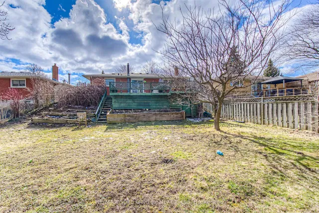 Additional image 20 of 186 Kipling Ave