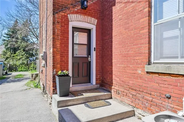 Additional image 8 of 40 Locke St