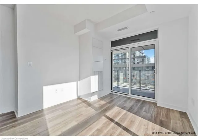 Additional image 17 of 460 Dundas St Unit 428