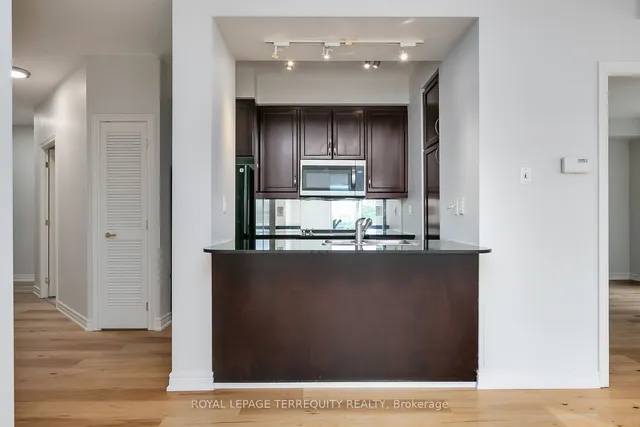 Additional image 18 of 100 Hayden St Unit 1101