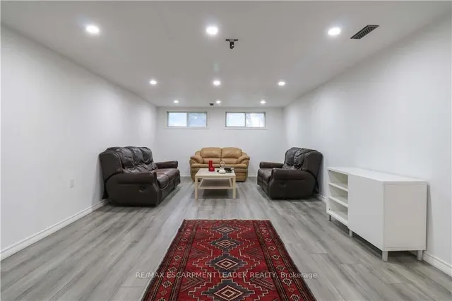 Additional image 40 of 298 SECOND Rd