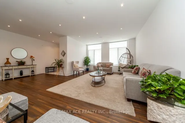 Additional image 3 of 44 Muir Dr