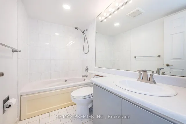 Additional image 20 of 20 Southport St Unit 313