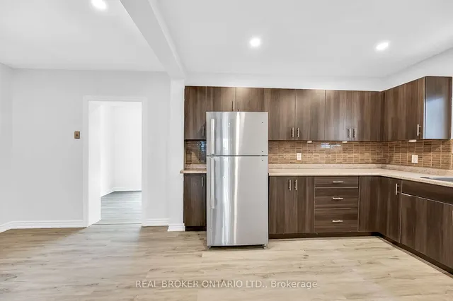 Additional image 12 of 417 Paling Ave