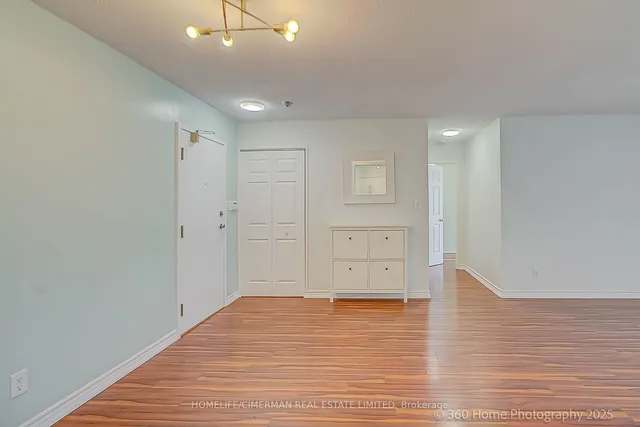 Additional image 5 of 20 Southport St Unit 413