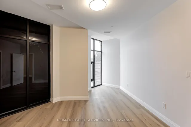 Additional image 23 of 30 DEAN PARK Rd Unit #10