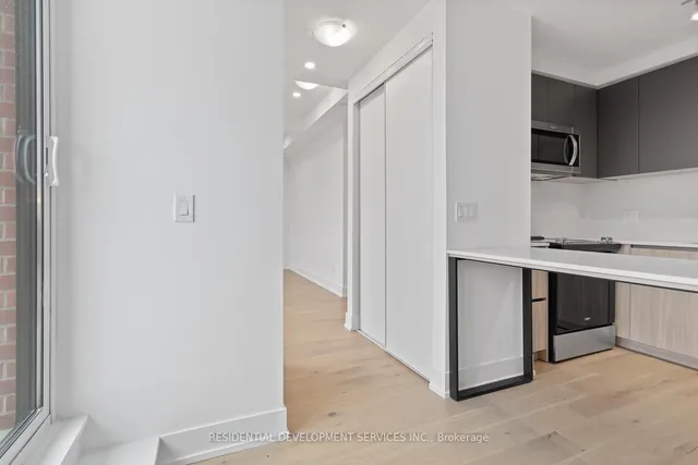 Additional image 2 of 3100 Keele St Unit 508