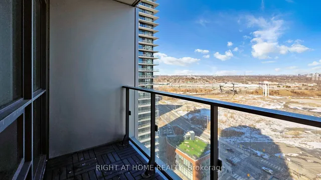 Additional image 24 of 2220 Lake Shore Blvd Unit 2005