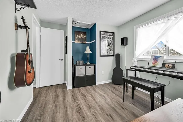 Additional image 34 of 16 Hillsdale Crt