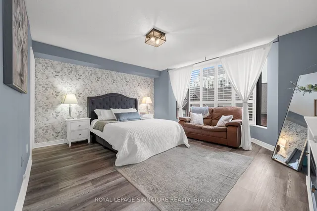 Additional image 13 of 49 Robinson St Unit 300