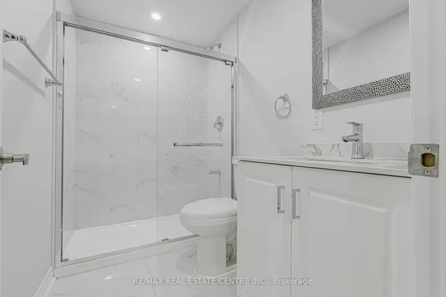 Additional image 42 of 78 Hollowgrove Blvd