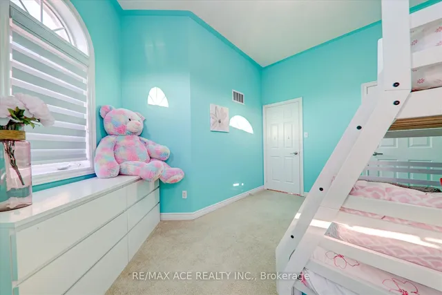 Additional image 30 of 62 Saffron Cres