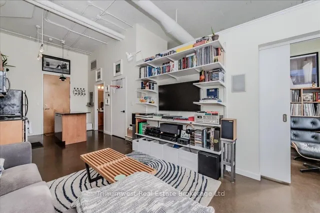 Additional image 15 of 410 King St Unit 222