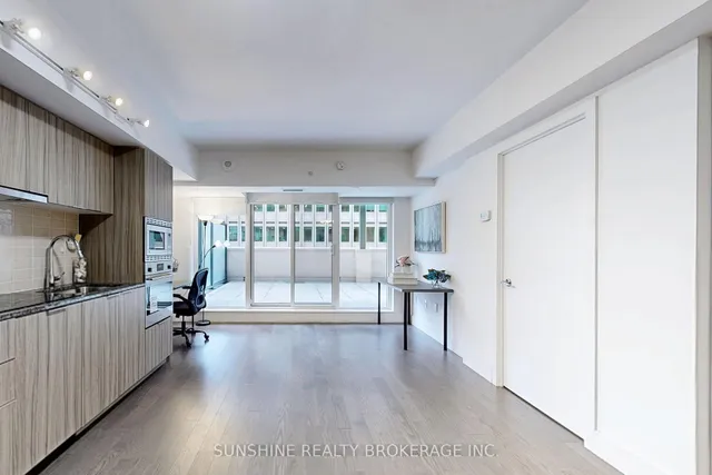 Additional image 27 of 955 Bay St Unit 905