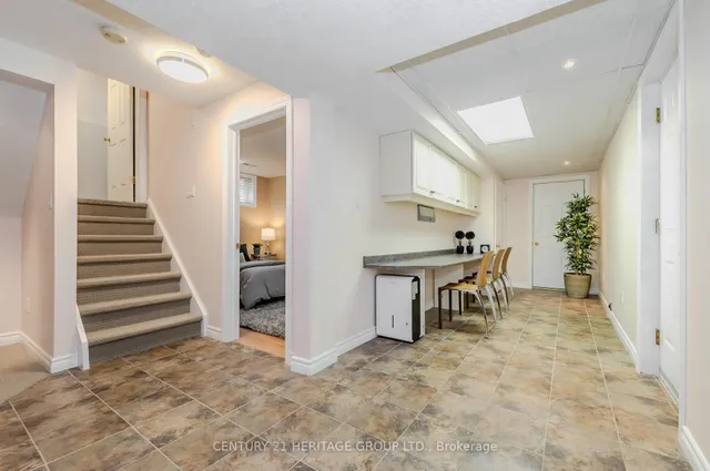 Additional image 9 of 218 Hawkswood Dr