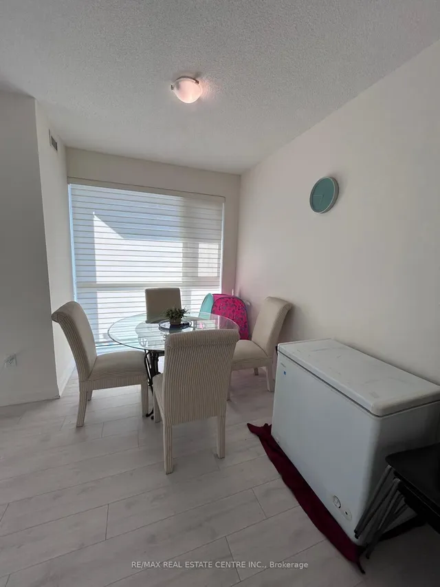 Additional image 3 of 509 Dundas Street West Unit 606