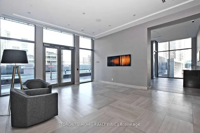 Additional image 43 of 50 Charles St Unit 1011