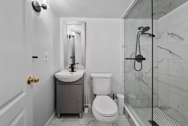 Additional image 23 of 433 Baverstock Cres