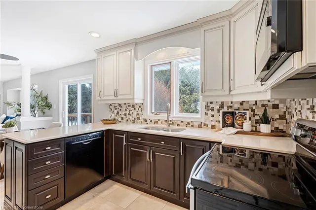 Additional image 16 of 417 Golflinks Rd