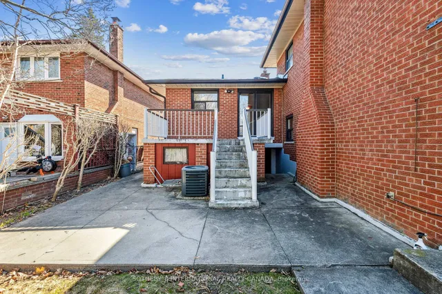 Additional image 42 of 275 Derrydown Rd