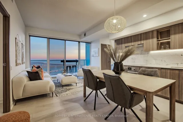 Additional image 3 of 17 Bathurst St Unit 3602