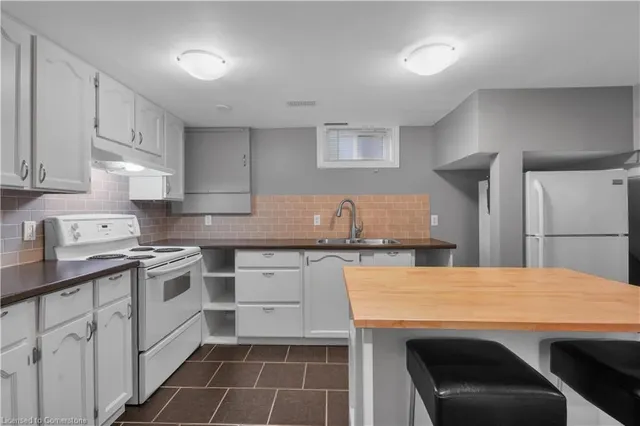 Additional image 28 of 563 Guelph St