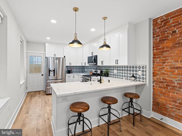 1611 N Dover St, Philadelphia, PA 19121