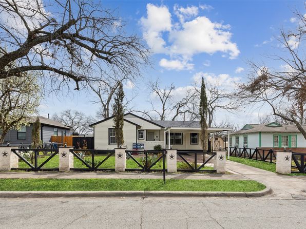2120 Tisinger Ave, Dallas, TX 75228