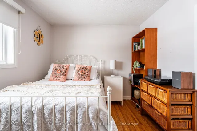 Additional image 25 of 14 Shelton Lane