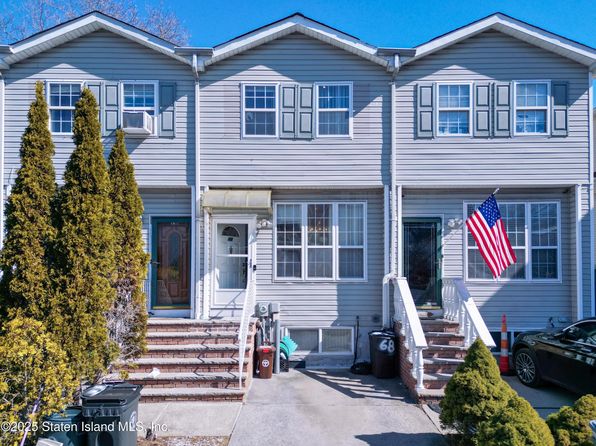 68 Hope Ln, Staten Island, NY 10305