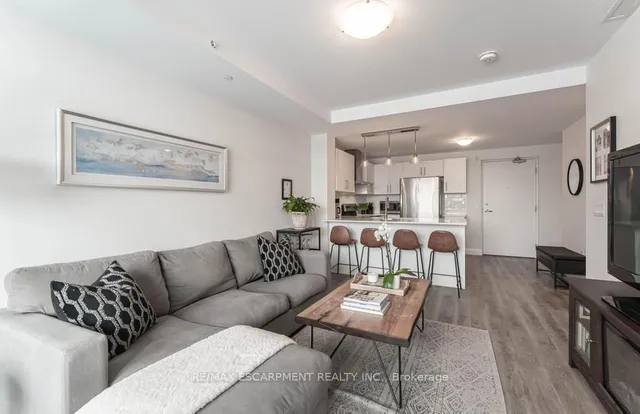 Additional image 9 of 1 Redfern Ave Unit 315