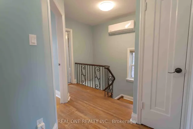 Additional image 24 of 21 Marlee Ave