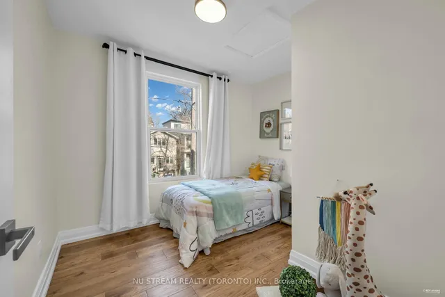 Additional image 28 of 16 Runnymede Rd