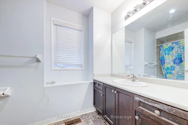 Additional image 34 of 27 Tillinghast Lane