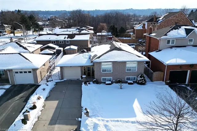 Additional image 44 of 43 Seaton Place Dr