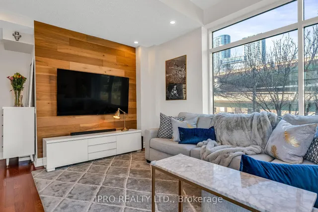 Additional image 4 of 500 Queens Quay Unit 210E