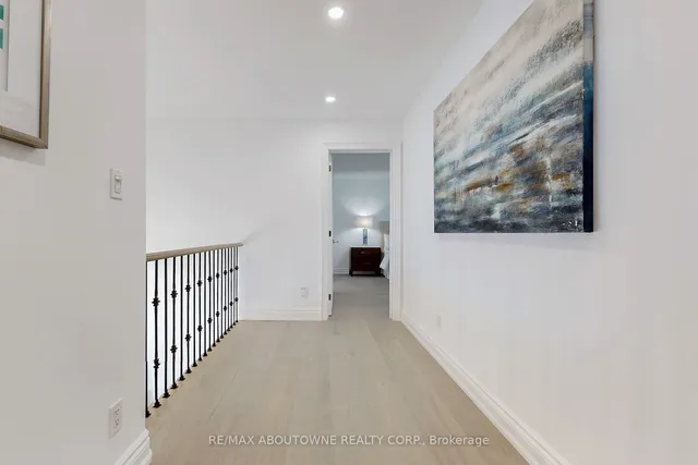 Additional image 33 of 116 Parkwood Crt