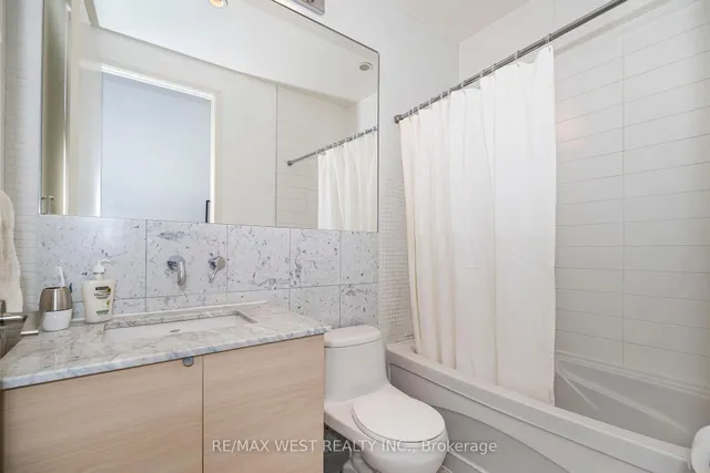 Additional image 36 of 380 Macpherson Ave Unit 333