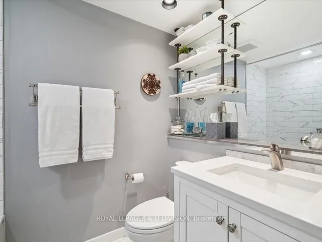 Additional image 18 of 55 Lombard St Unit 204