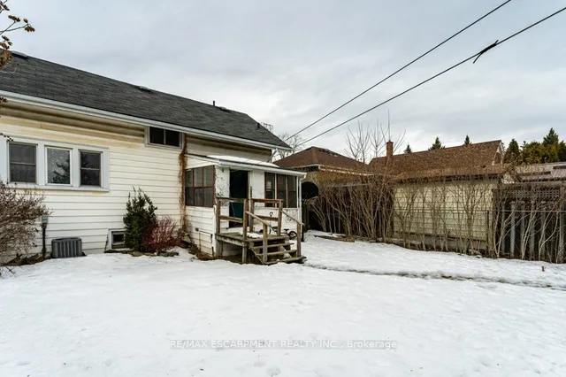 Additional image 39 of 45 EAST 13TH St